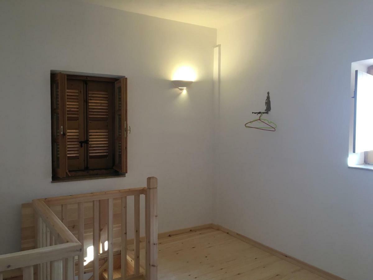 Nefeli Villa Tseria Luaran gambar
